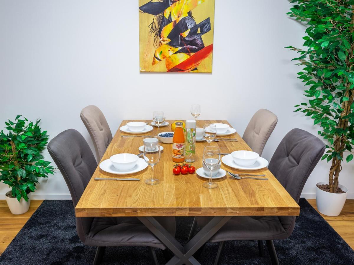 וינה Mark'S Penthouse Apartments Managed By Sky9 Apartments מראה חיצוני תמונה